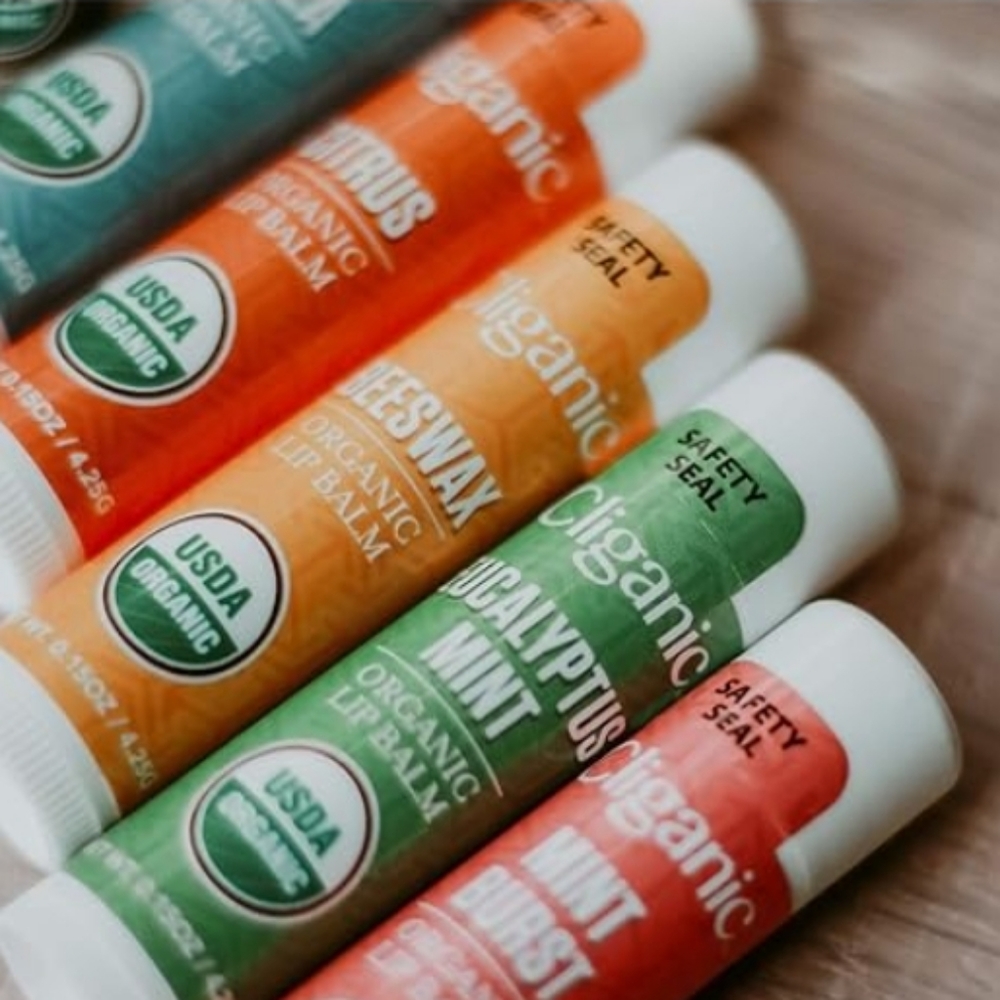 (Pack of 4) Cliganic Organic Natural Lip Balm - BeesWax - Picture 5 of 5